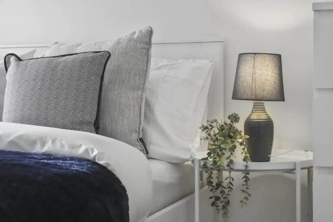 Centrally Located - Modern - 2Bed - 2Bath Apartment London Luaran gambar