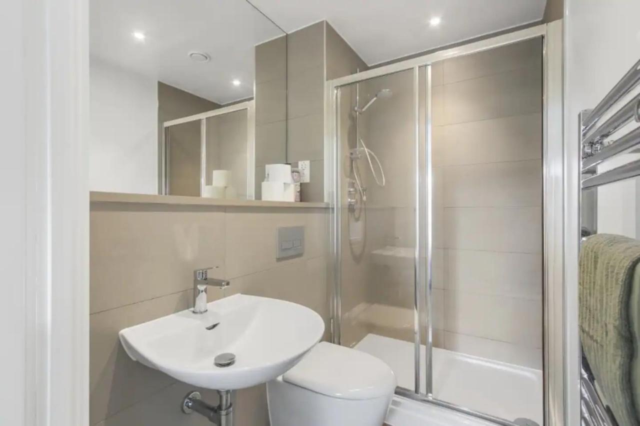 Centrally Located - Modern - 2Bed - 2Bath Apartment London Luaran gambar