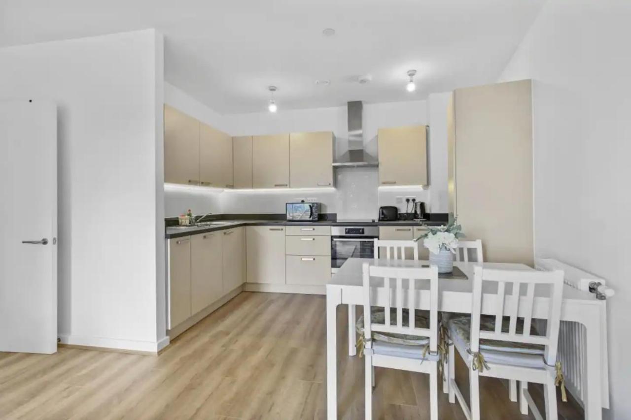 Centrally Located - Modern - 2Bed - 2Bath Apartment London Luaran gambar