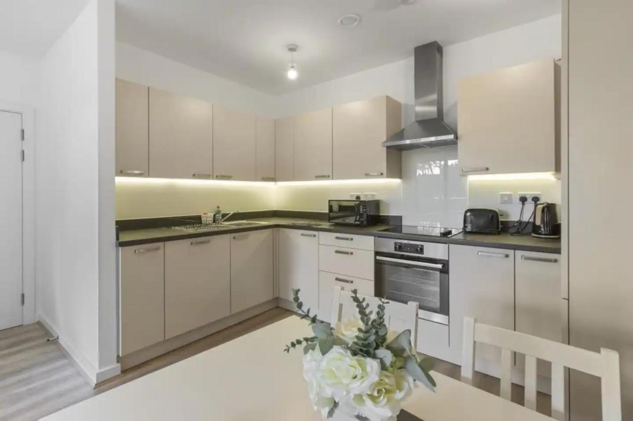 Centrally Located - Modern - 2Bed - 2Bath Apartment London Luaran gambar